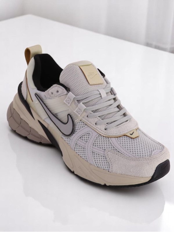 Nike V2K Run