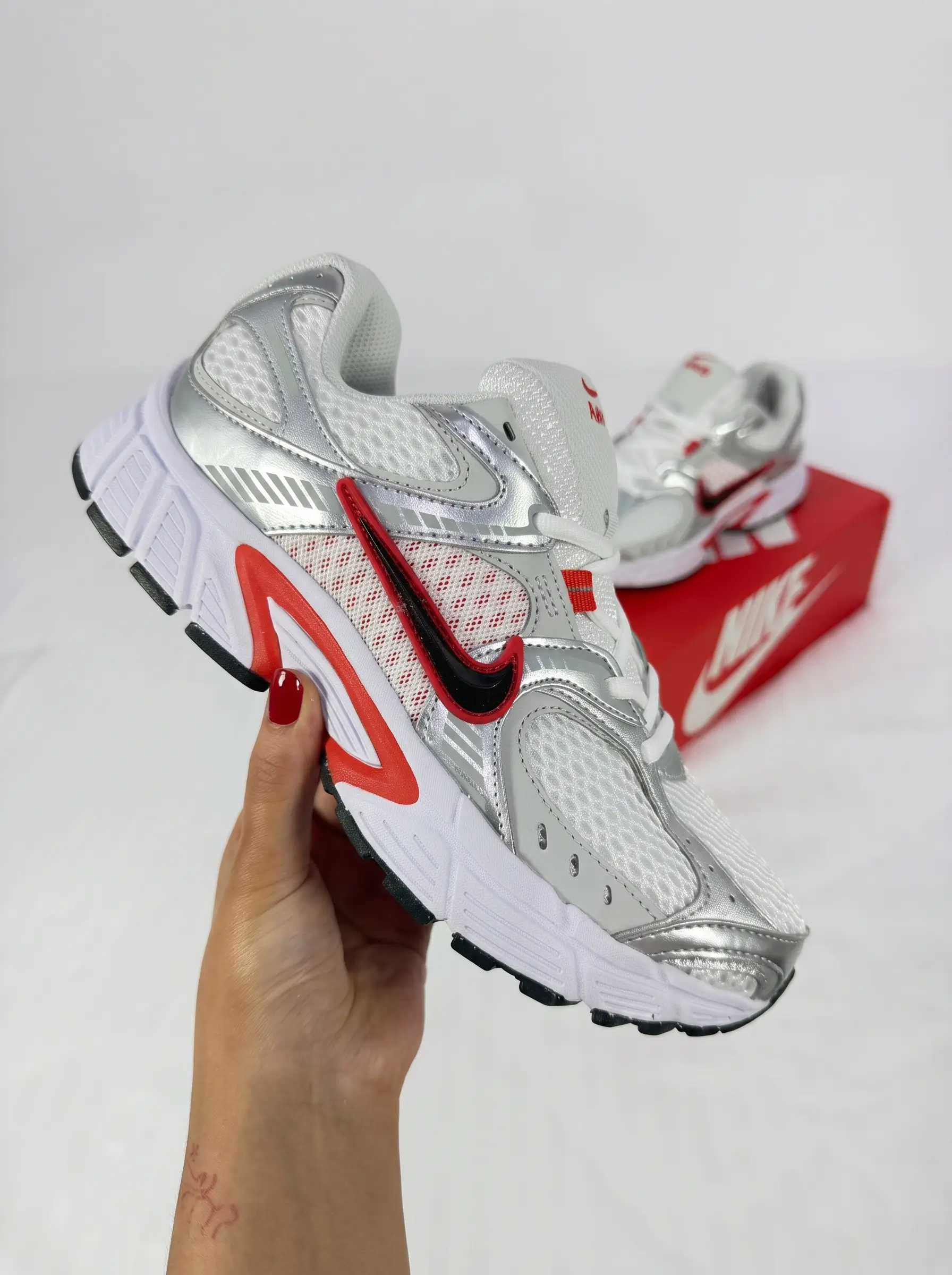 Nike V5 RNR