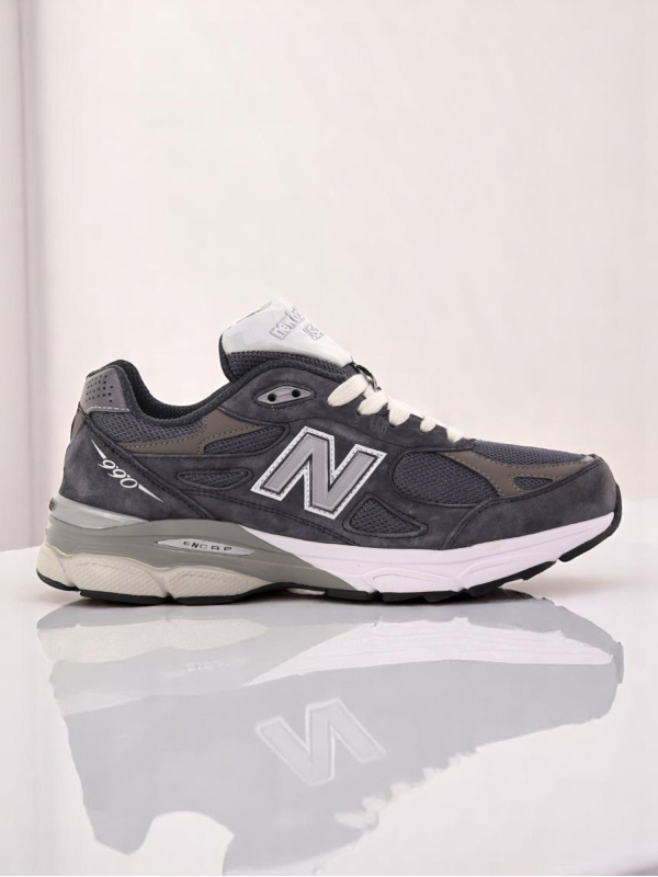 New Balance 990