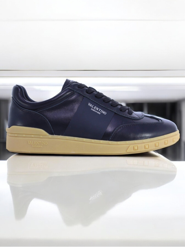 Valentino Garavani Upvillage Sneakers