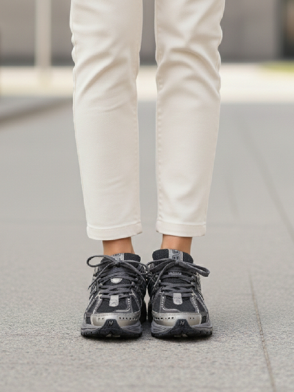 New Balance 1906