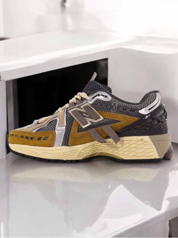 New Balance 1906