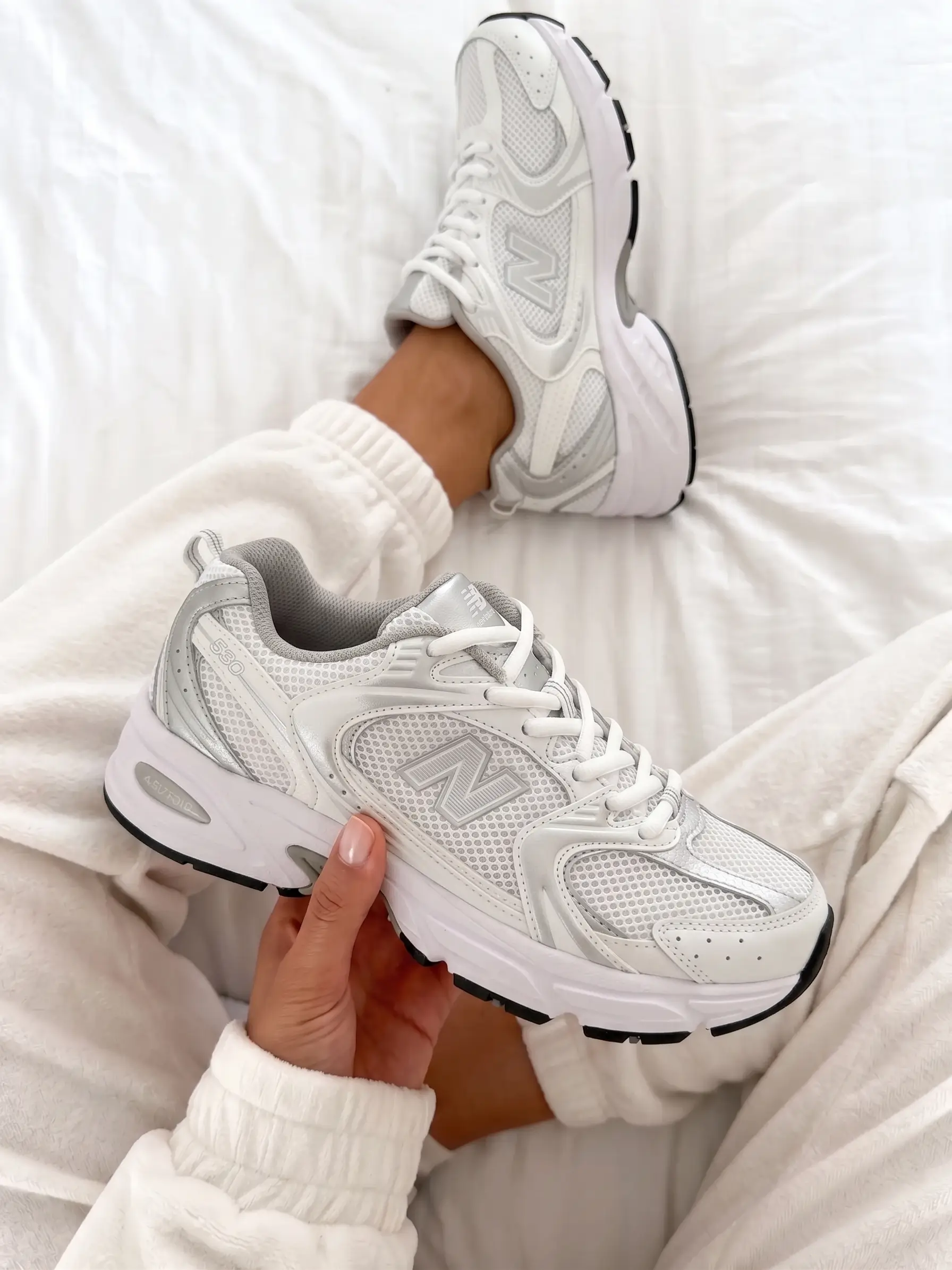 New Balance 530
