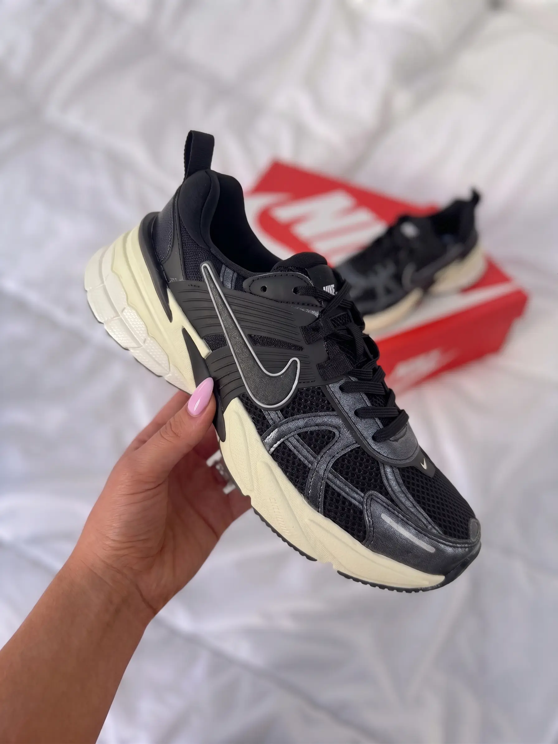 Nike V2K Run