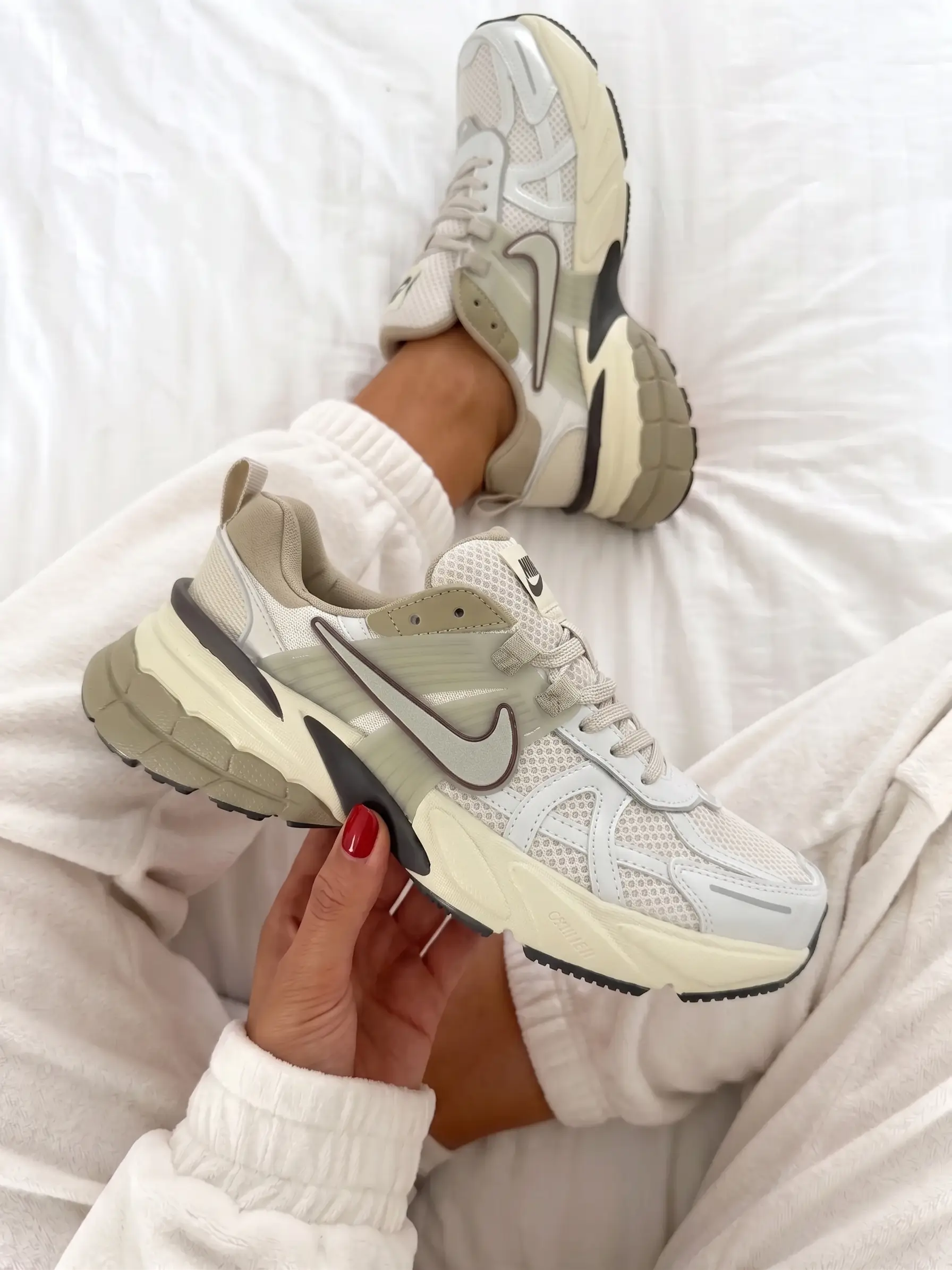 Nike V2K Run
