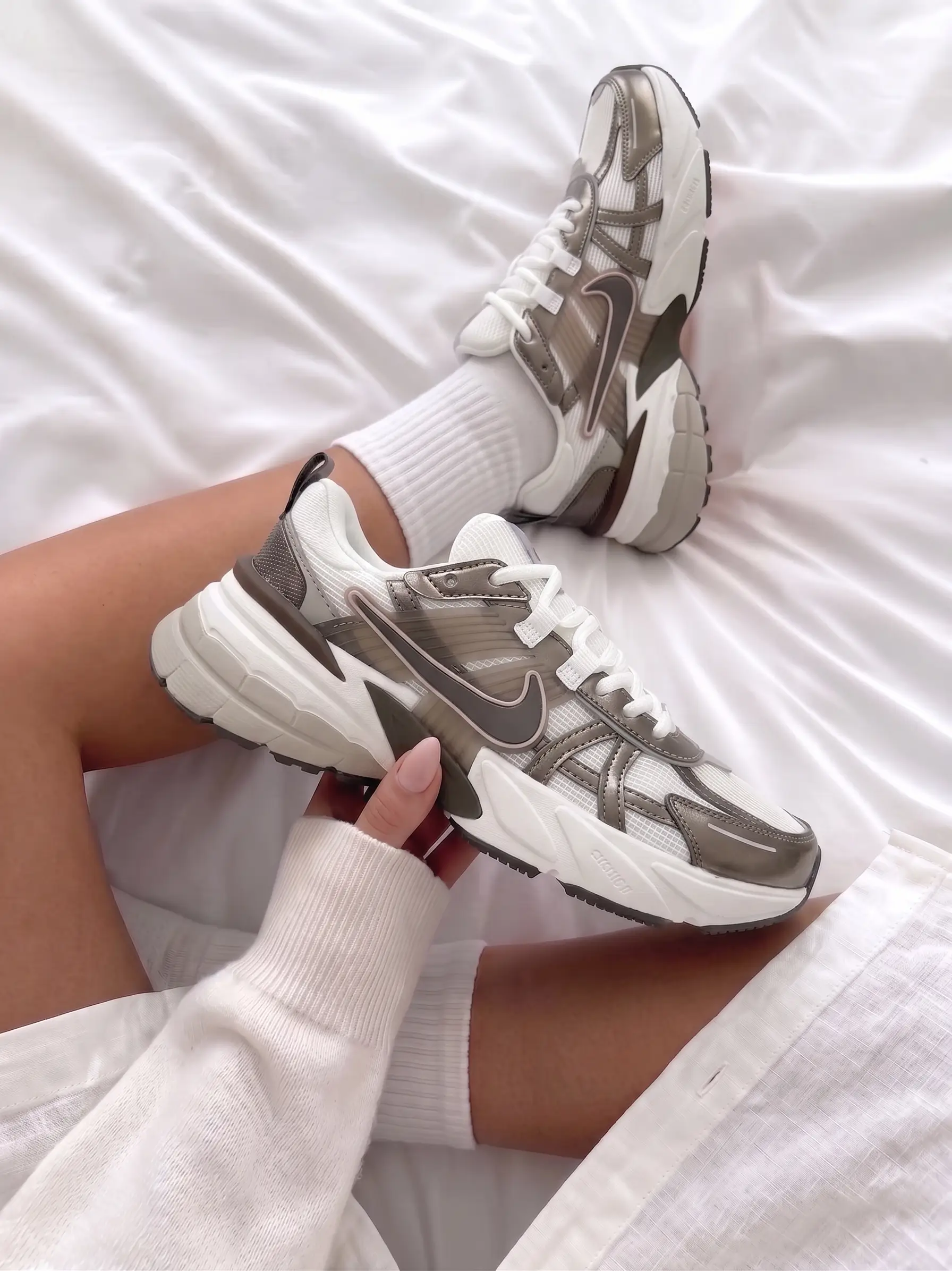 Nike V2K Run
