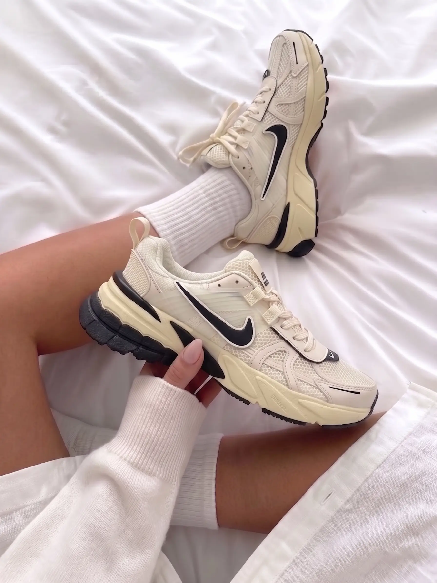 Nike V2K Run