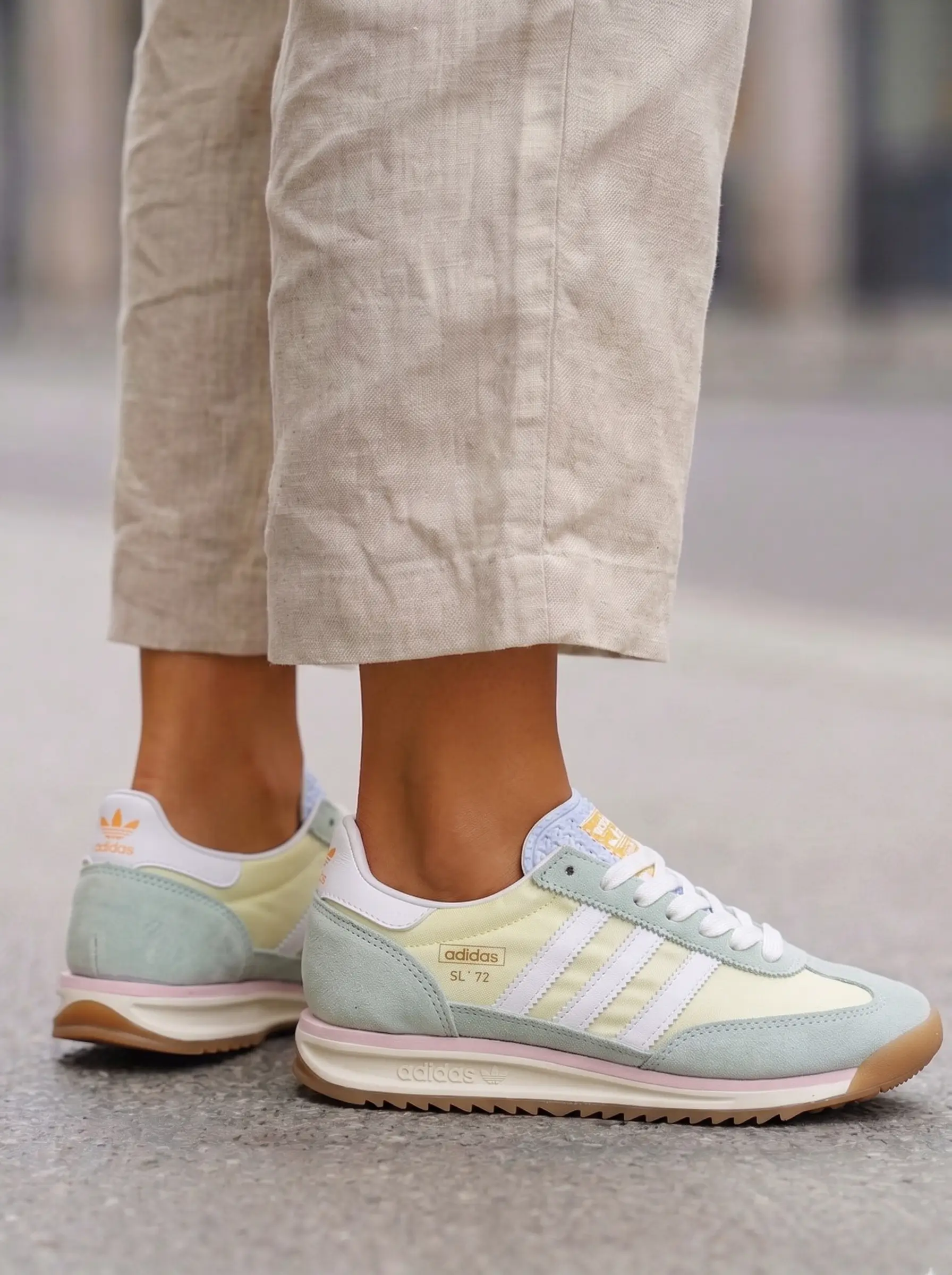 Adidas SL 72