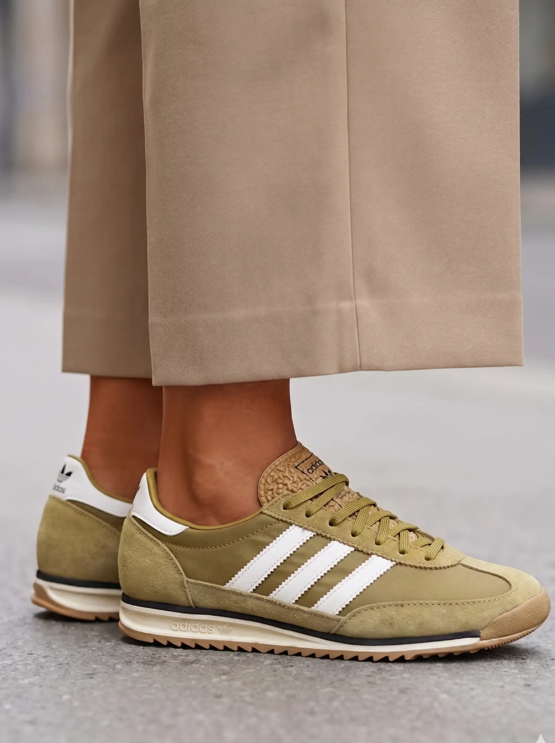 Adidas SL 72