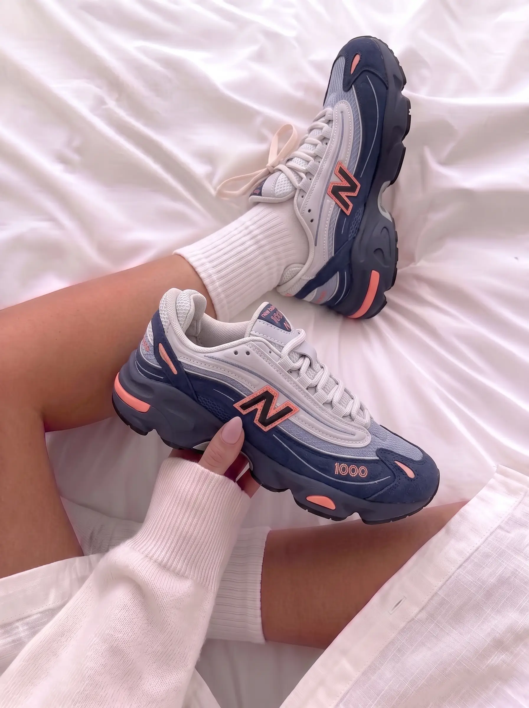 New Balance 1000