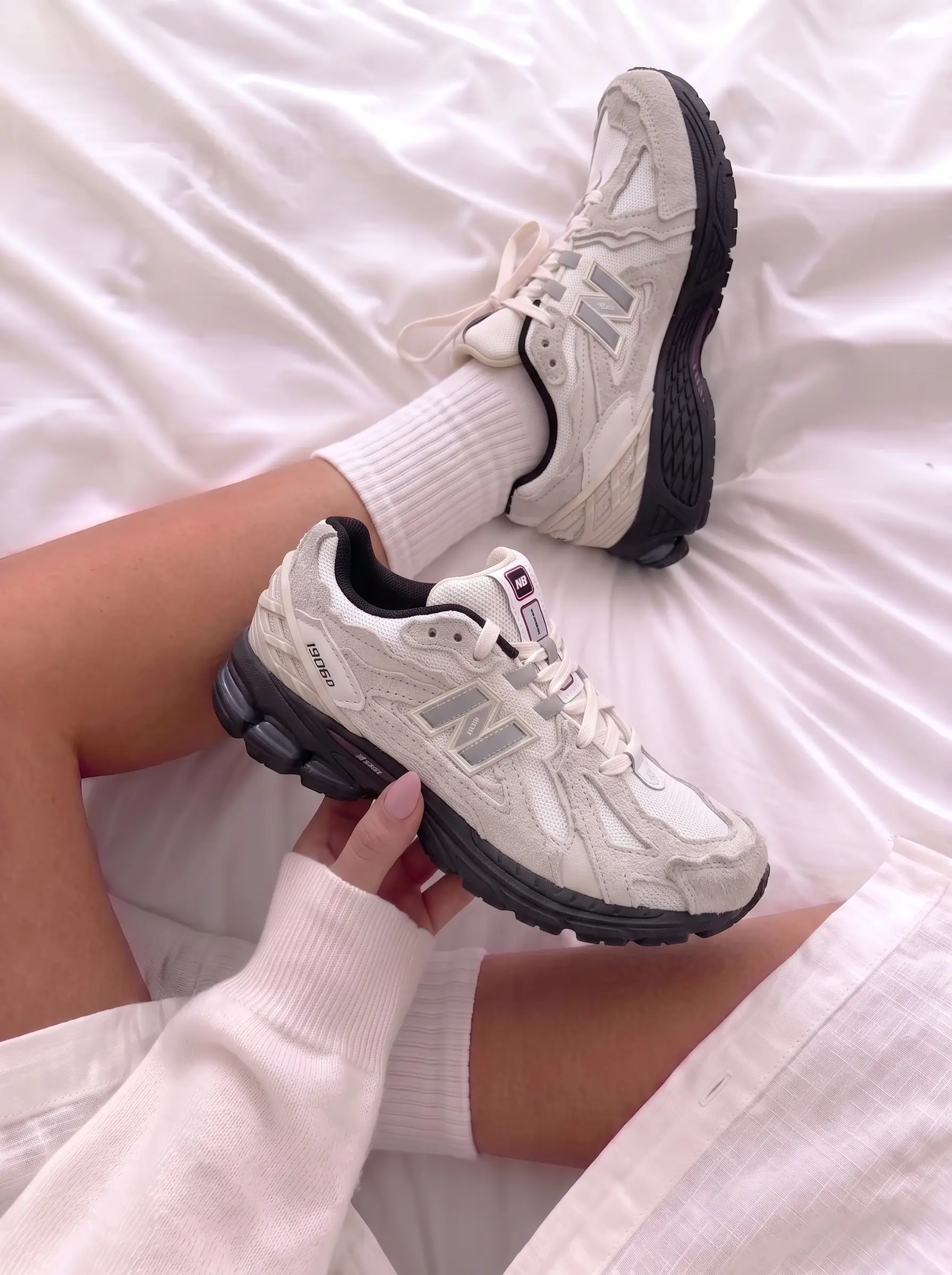 New Balance 1906