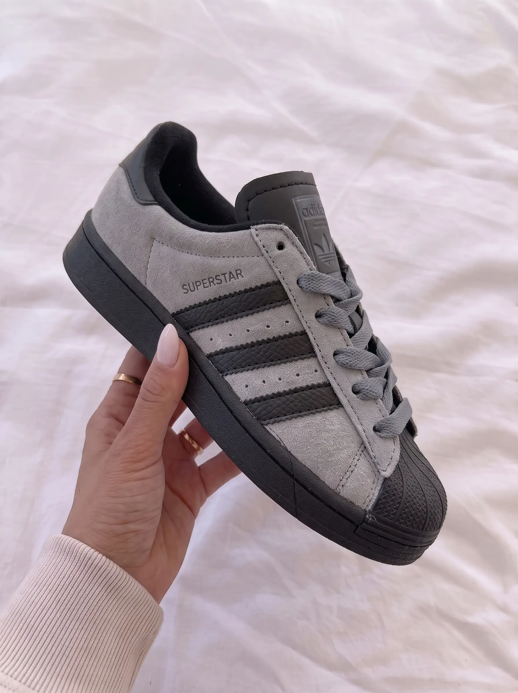 Adidas Superstar