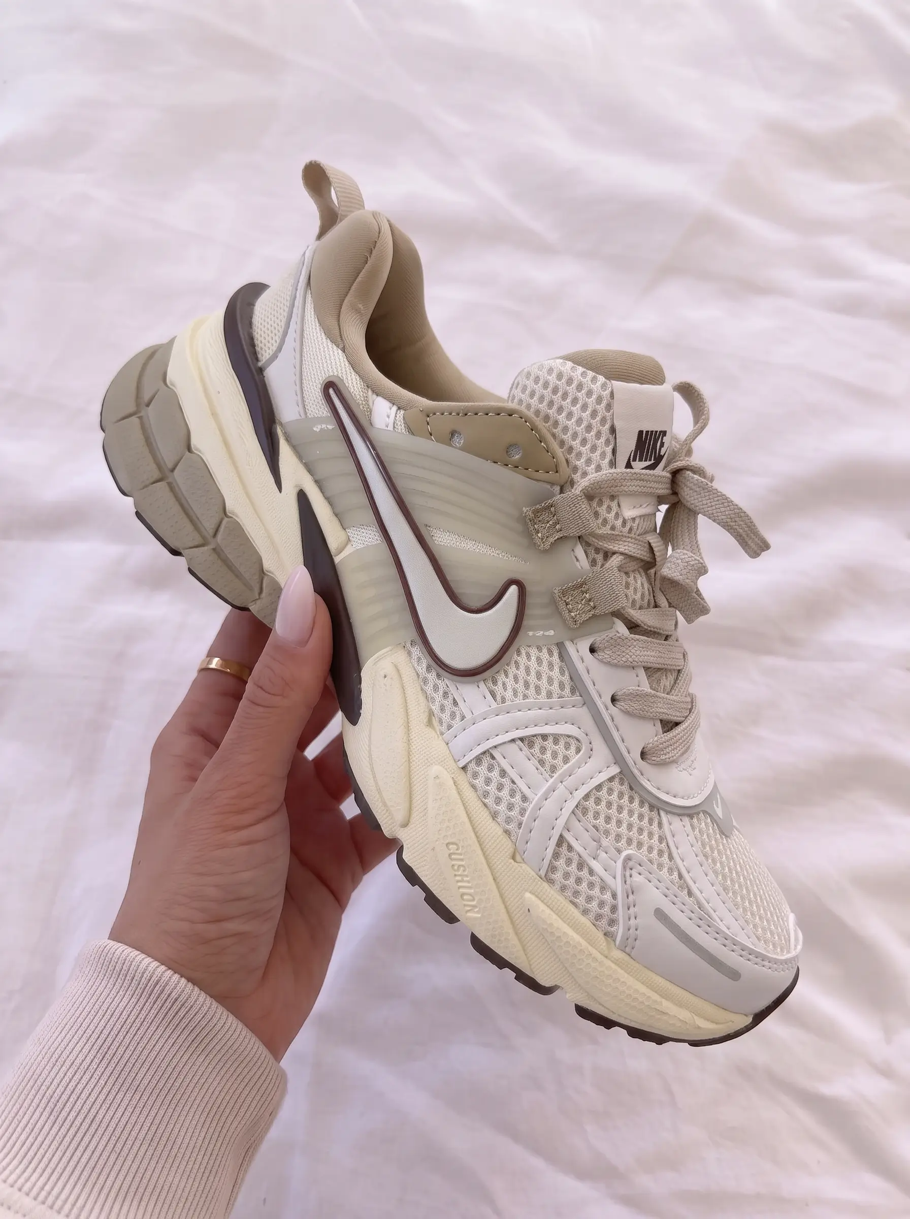 Nike V2K Run
