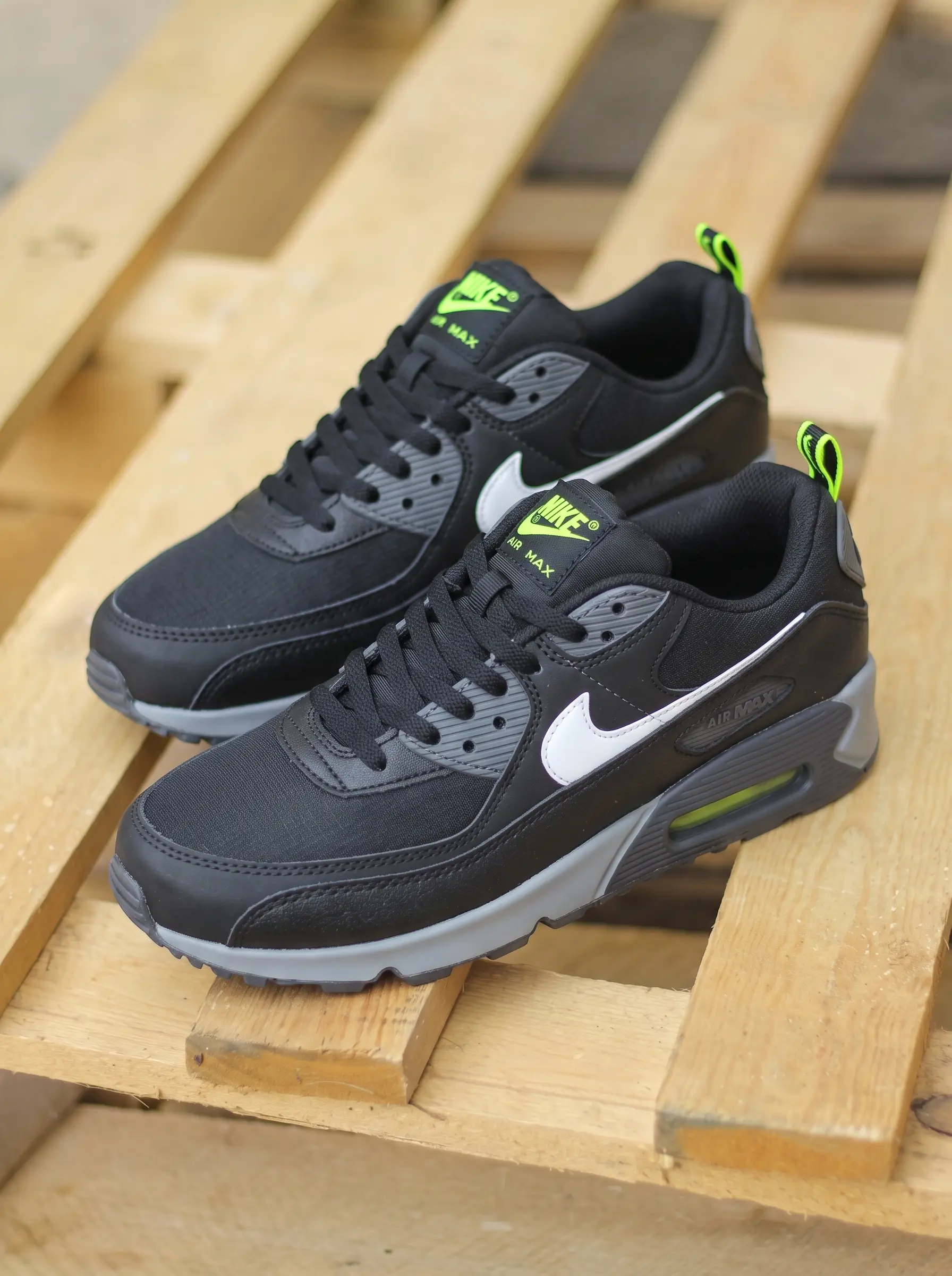 Nike Air Max 90