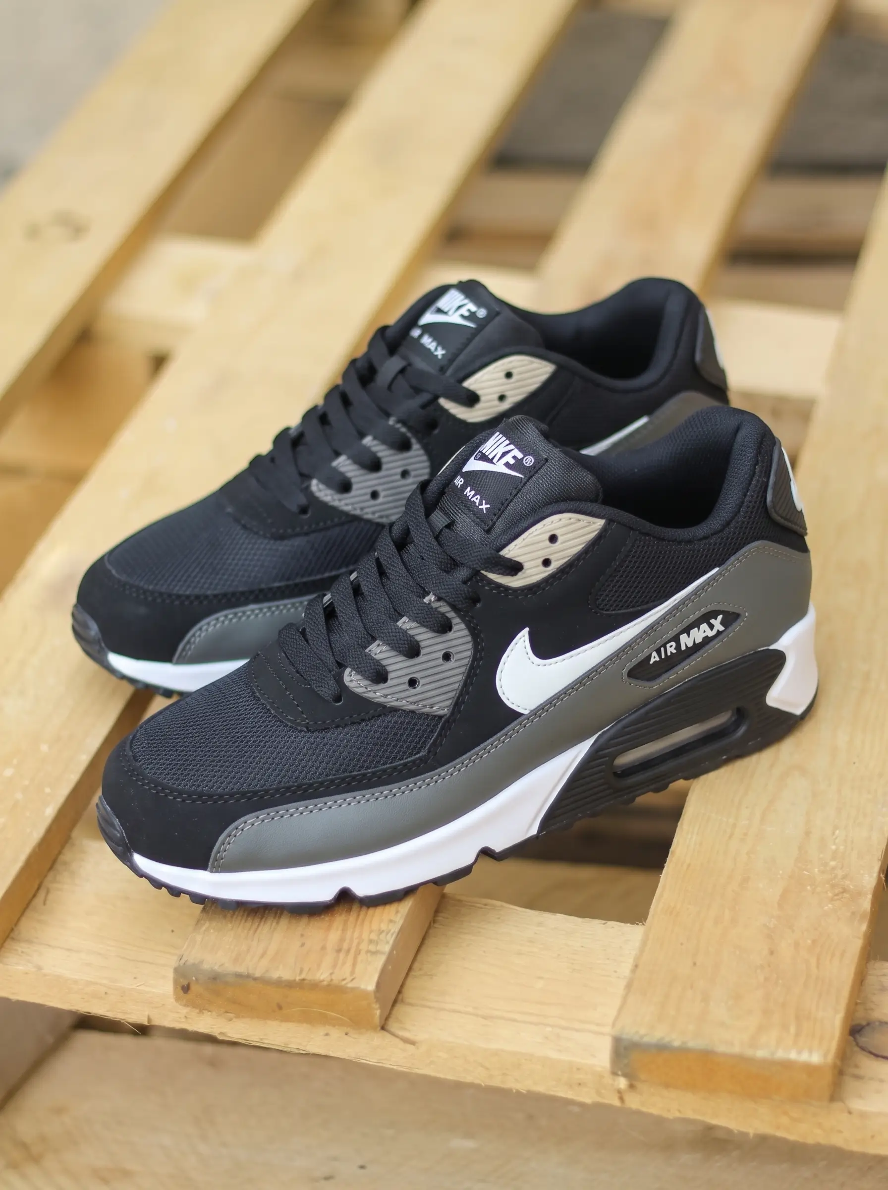 Nike Air Max 90