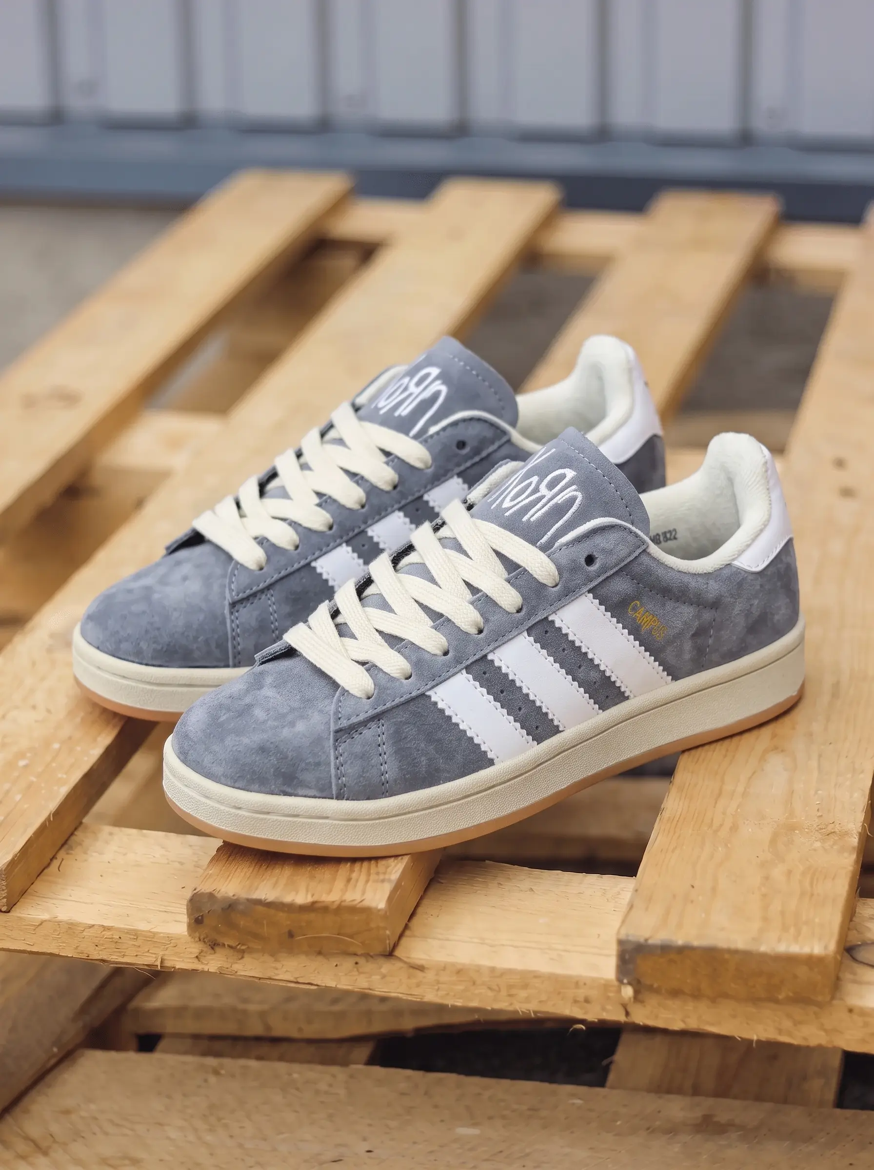 Adidas Campus