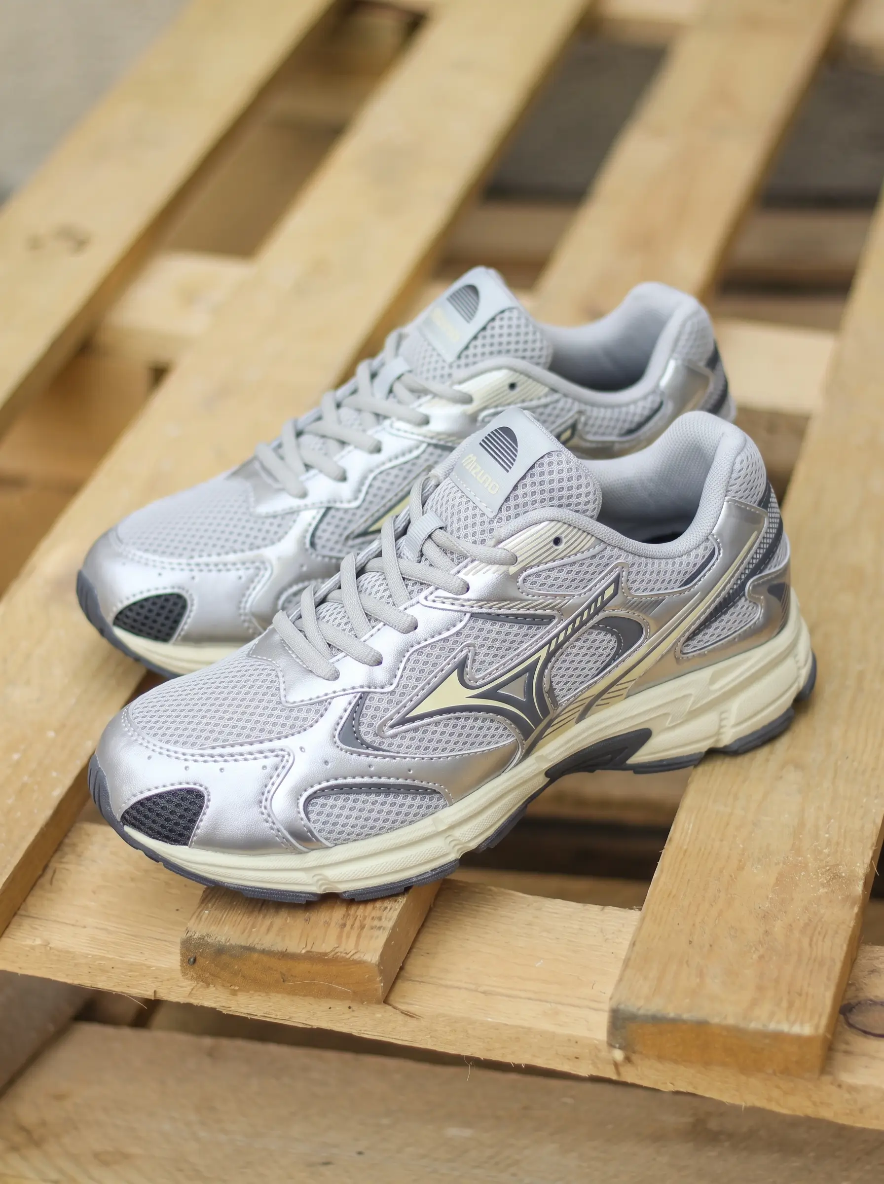Mizuno Speed 2K