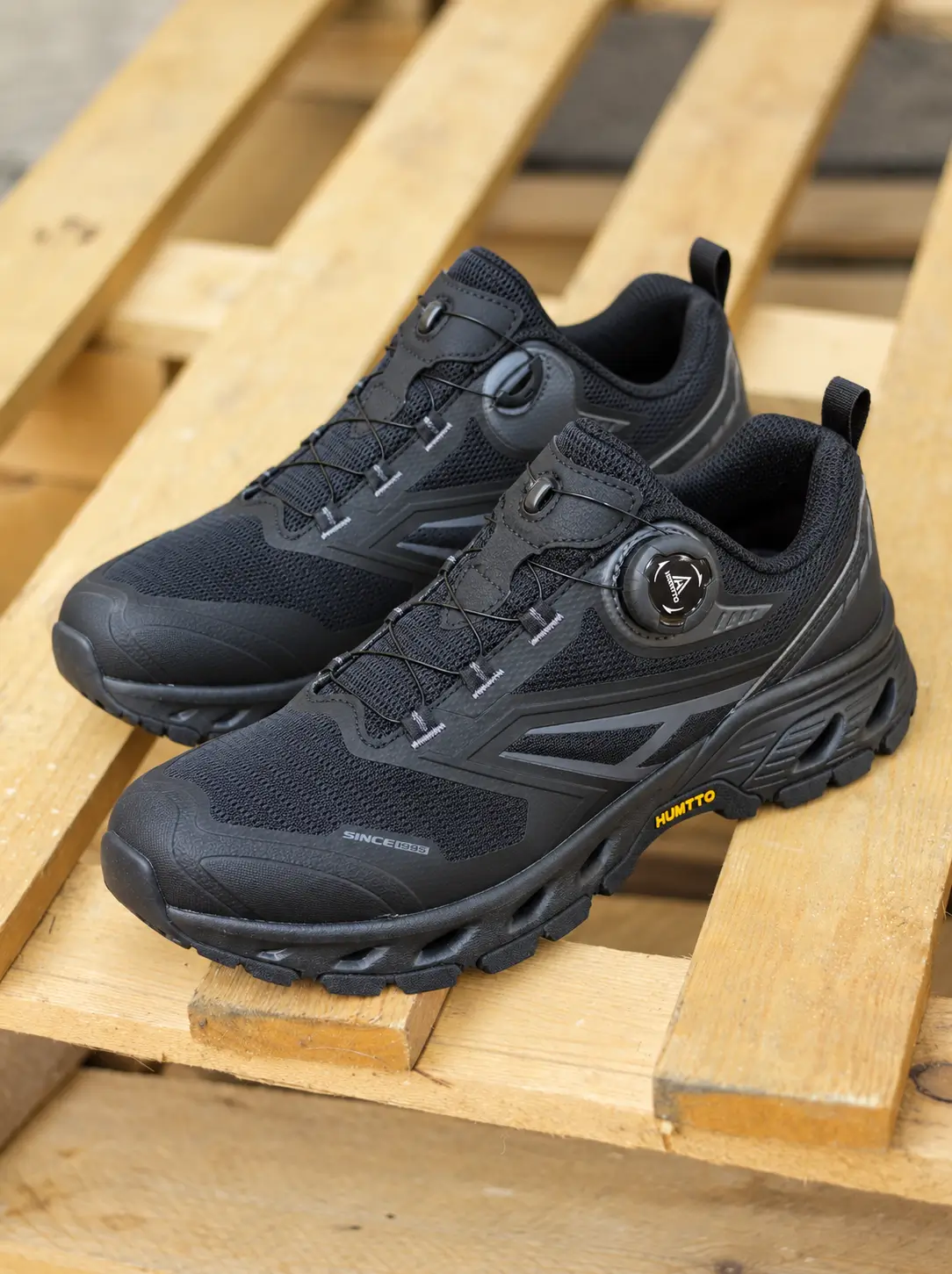 Humtto Hiking Shoes