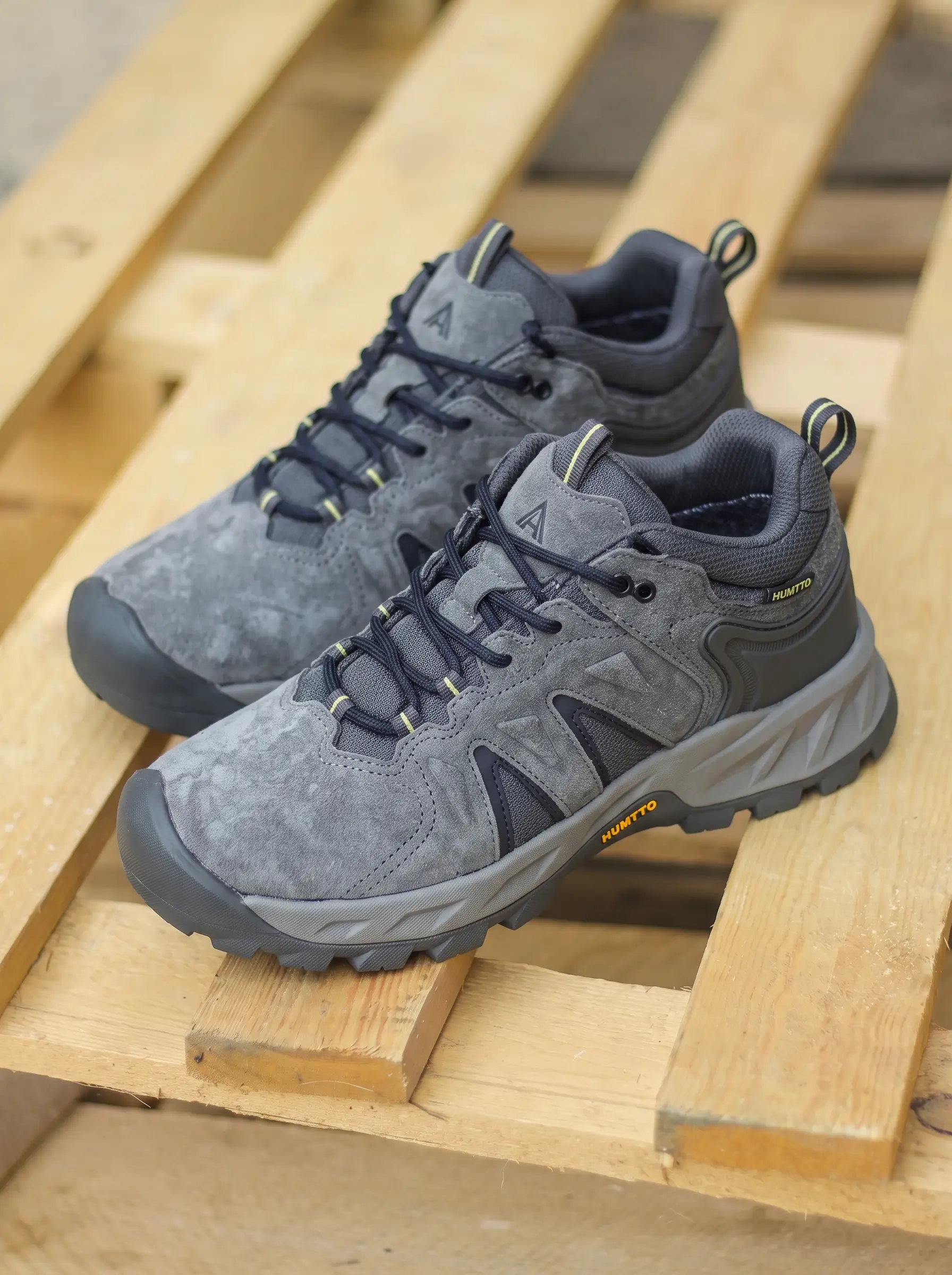 Humtto Hiking Shoes