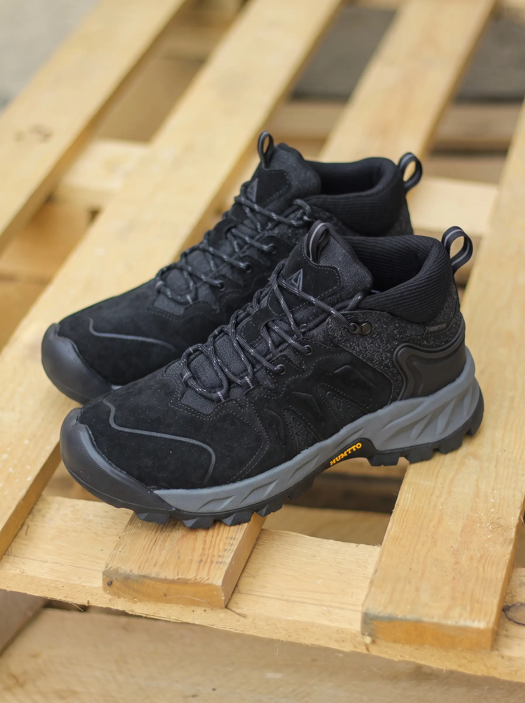 Humtto Hiking Shoes