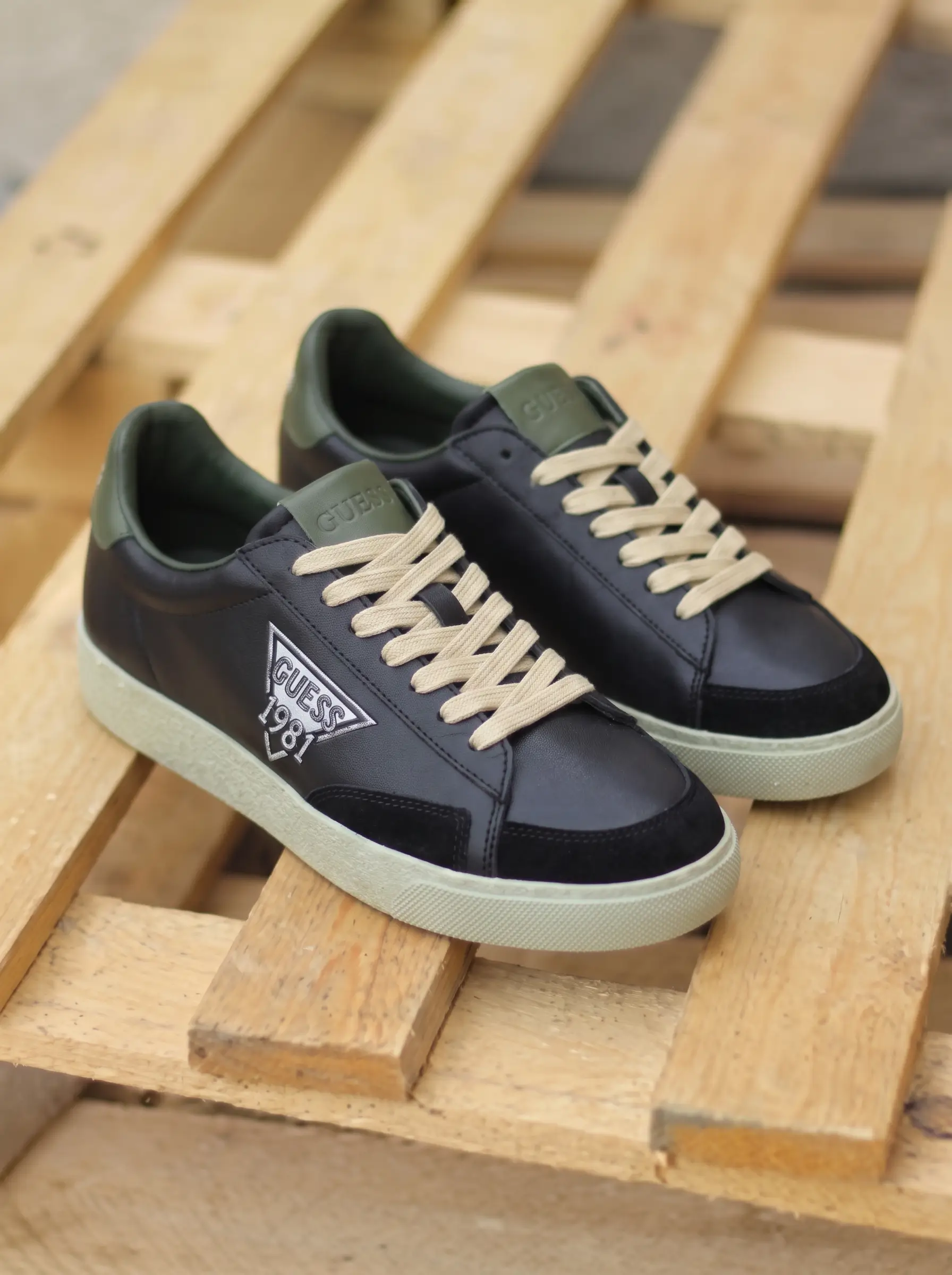 Guess Sneakers