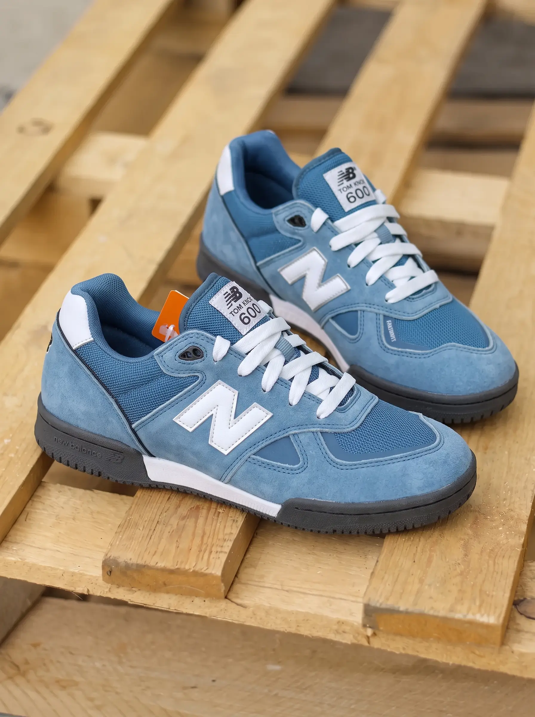 New Balance Numeric Tom Knox 600