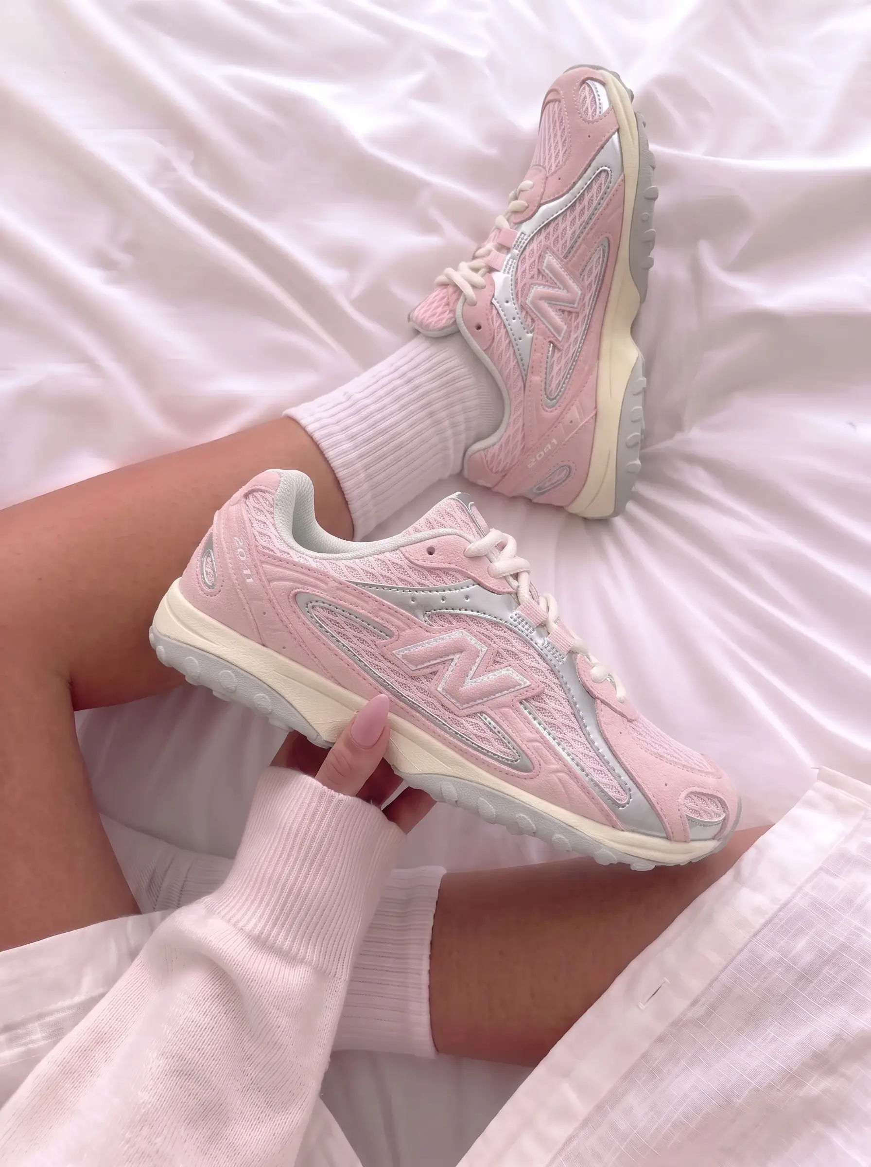New Balance 204L