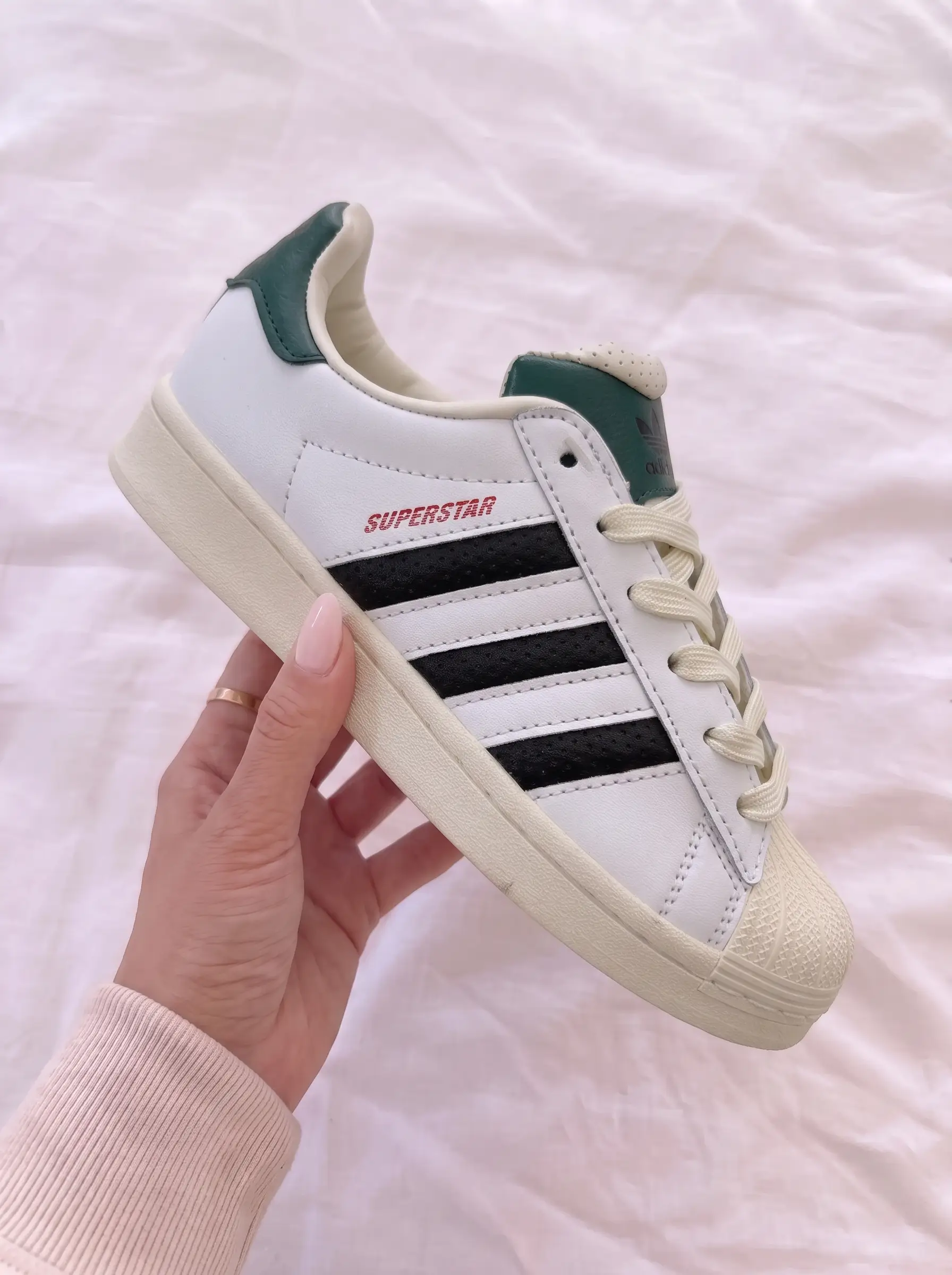 Adidas Superstar