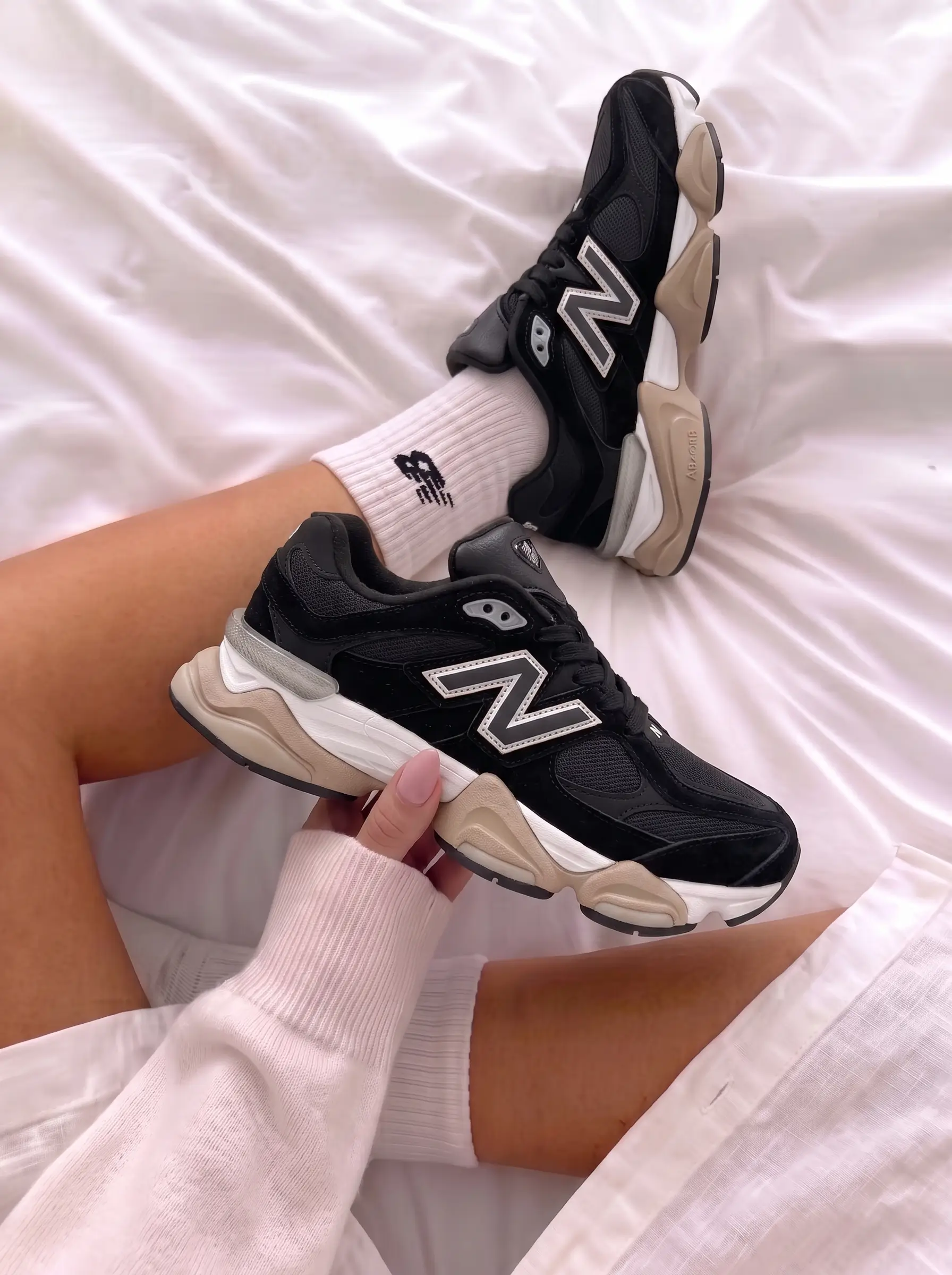 New Balance 9060